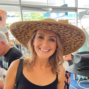 Meet your Posher, Francesca